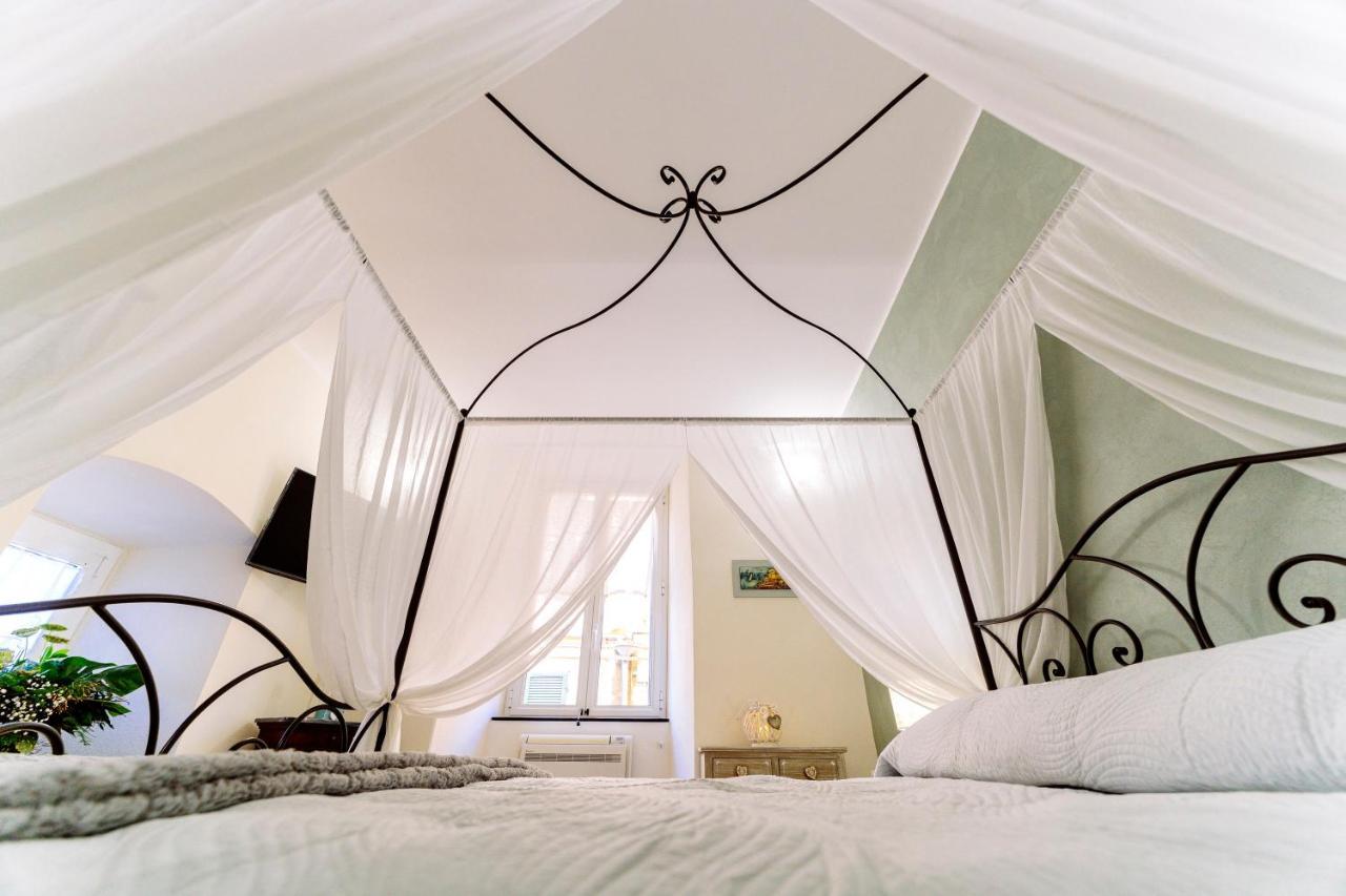 Come Nelle Favole The Classic B&B Toirano Εξωτερικό φωτογραφία